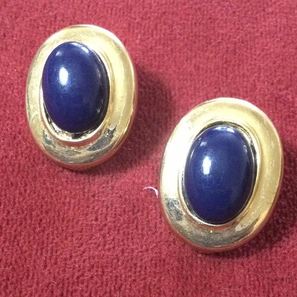 Elegant Gold and Blue Oval Earrings